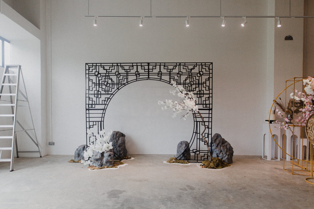 Oriental Moongate Backdrop Set