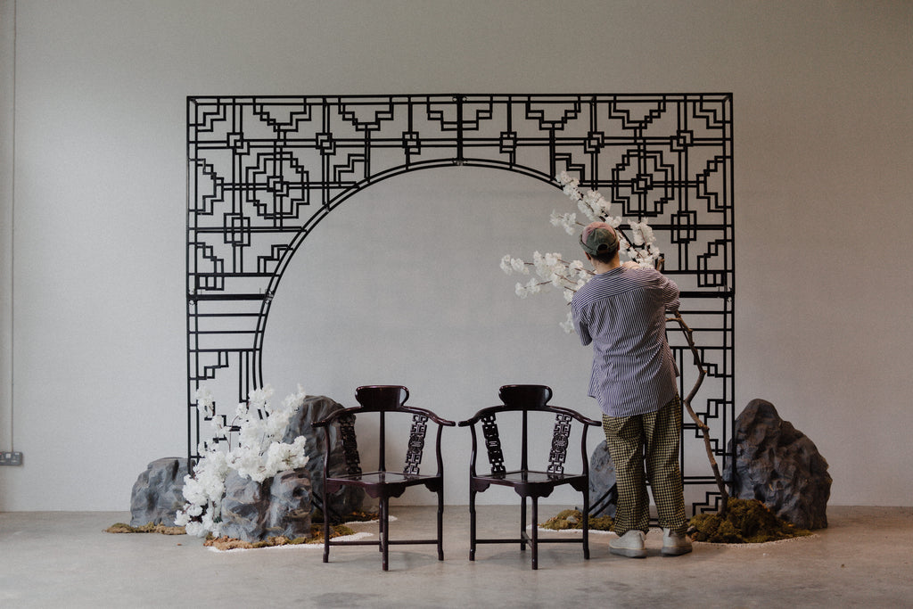 Oriental Moongate Backdrop Set