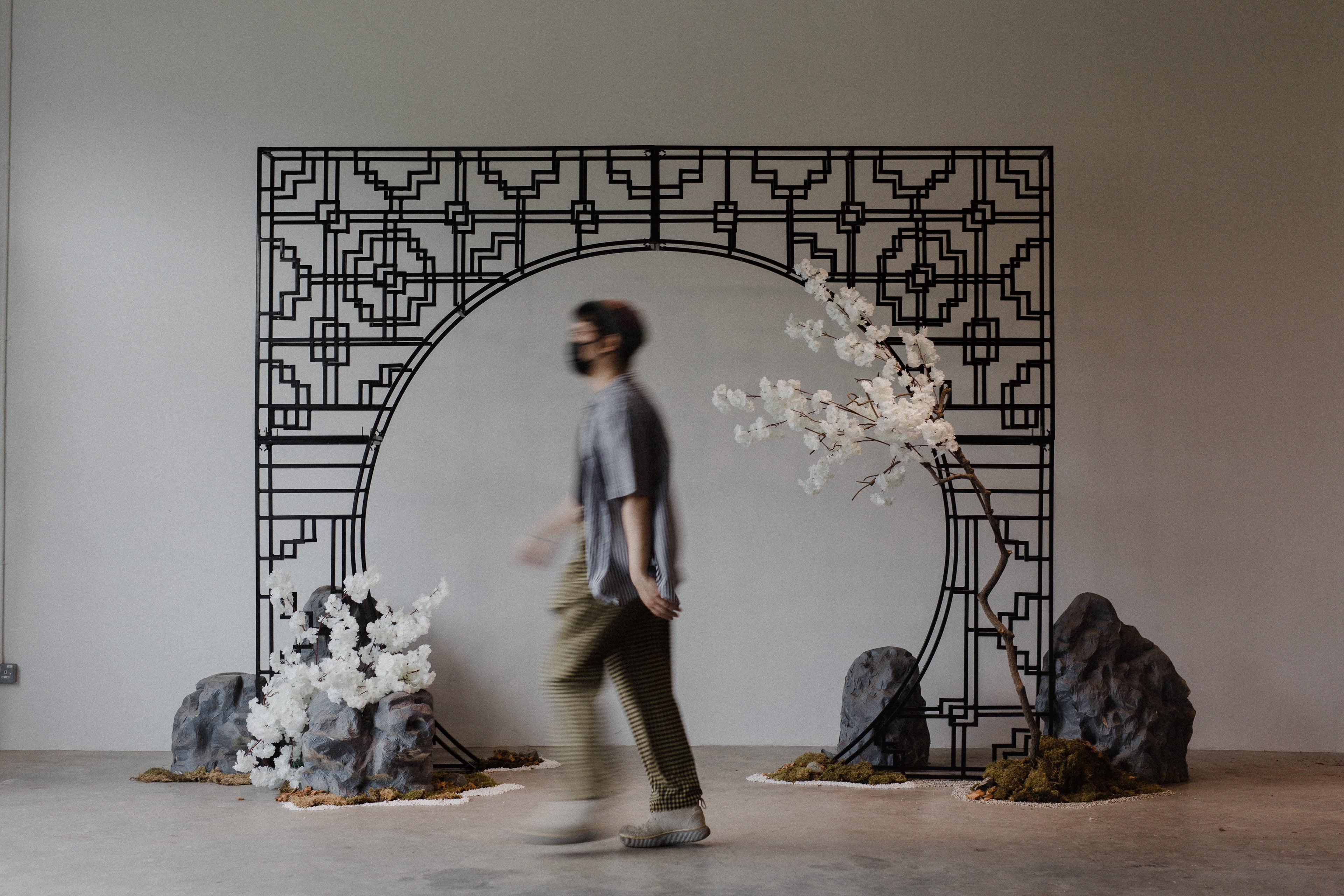 Oriental Moongate Backdrop Set